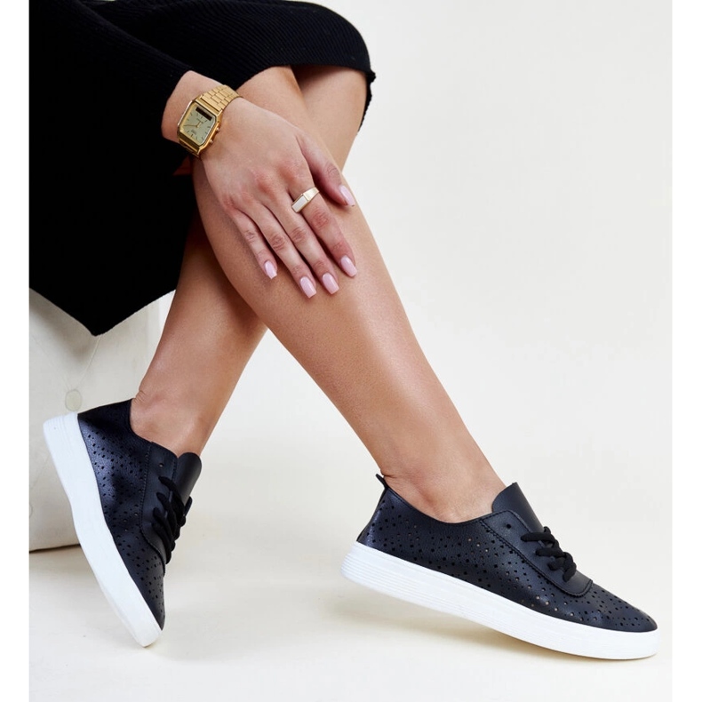 Crne ažurne Manoek tenisice crna 1