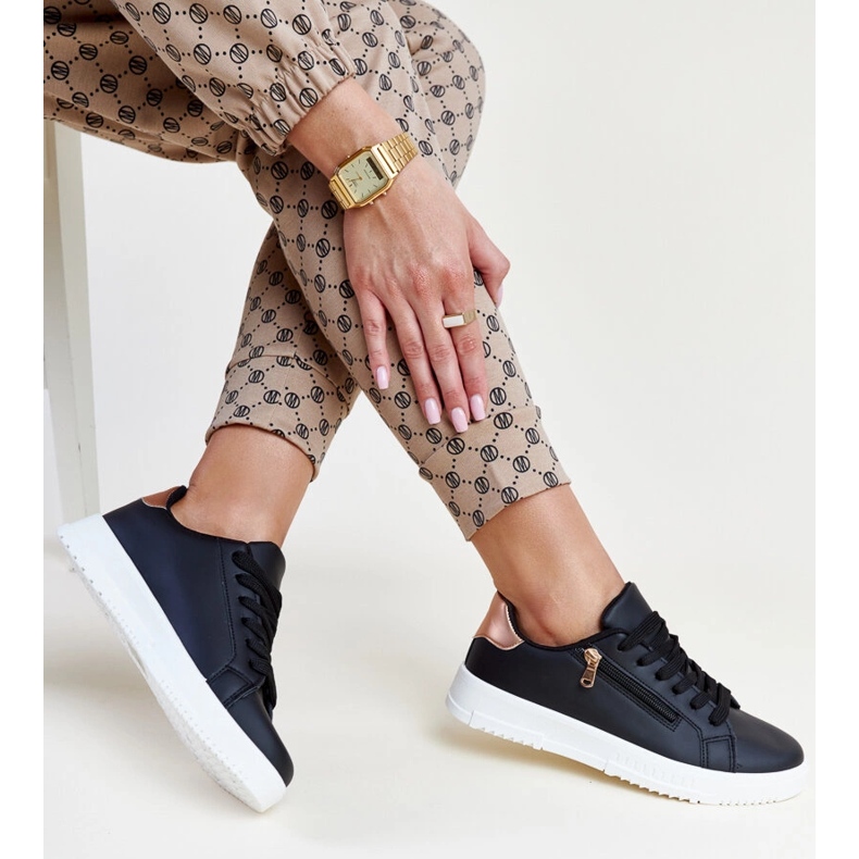 Crne tenisice s patentnim zatvaračem sa strane Shanna crna 1