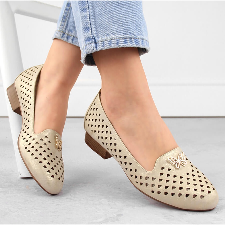 M. DASZYŃSKI Ženske ažurne cipele s niskom petom, zlatne M.Daszyński bež 2