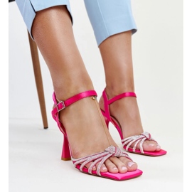 Tamno ružičaste sjajne sandale na visoku petu marke Ankica ružičasta 1