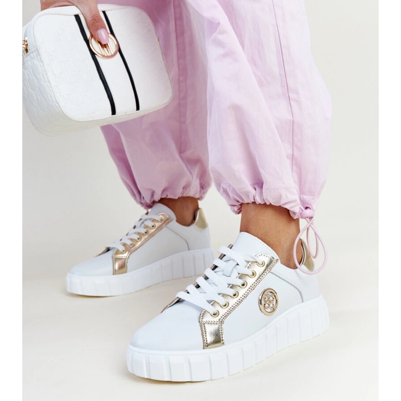 Bijele kožne tenisice s masivnim Viera potplatom bijela 1