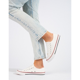 BM Bijele tenisice bijela 2