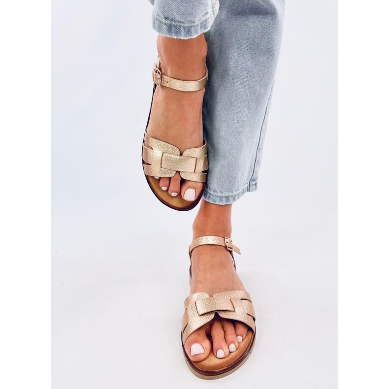 Capilla Gold ženske sandale zlatna 1