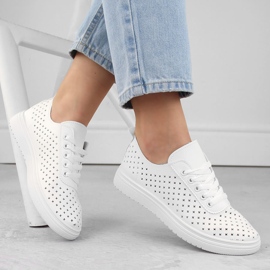 Ženske ažur sportske cipele bijele boje Sabatina 0819 bijela 1