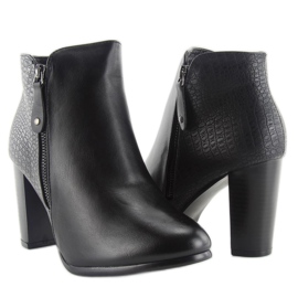 Čizme s visokom petom f815 crne crno 2