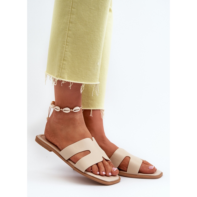 Ženske ravne japanke s izrezima bež Fiviama 2