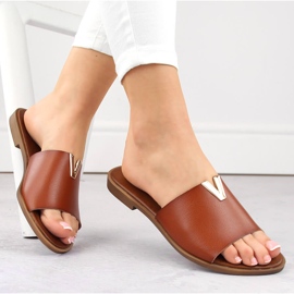 Smeđe ženske japanke na nisku petu eVento 7736 smeđa 1