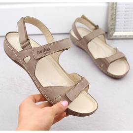 Udobne kožne ženske sandale u bež boji Helios 205 1