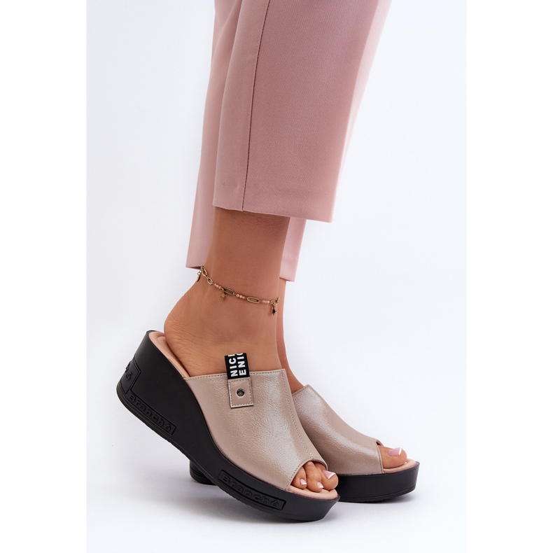 Vinceza Ženske japanke na wedge Golden Vleni zlatni 2