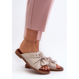 Ženske japanke na ravnu petu bež Nelvira 2