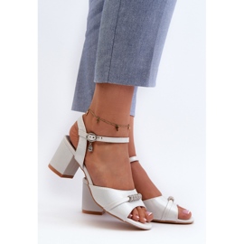 Vinceza Ženske sandale od eko kože na visoku petu sa srebrnim narhi ukrasima srebro 2