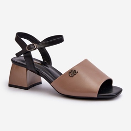 Vinceza Elegantne ženske sandale od eko kože na blok, bež Vattima 1