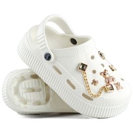 Bijele japanke s debelim potplatom i ukrasima bijela 1