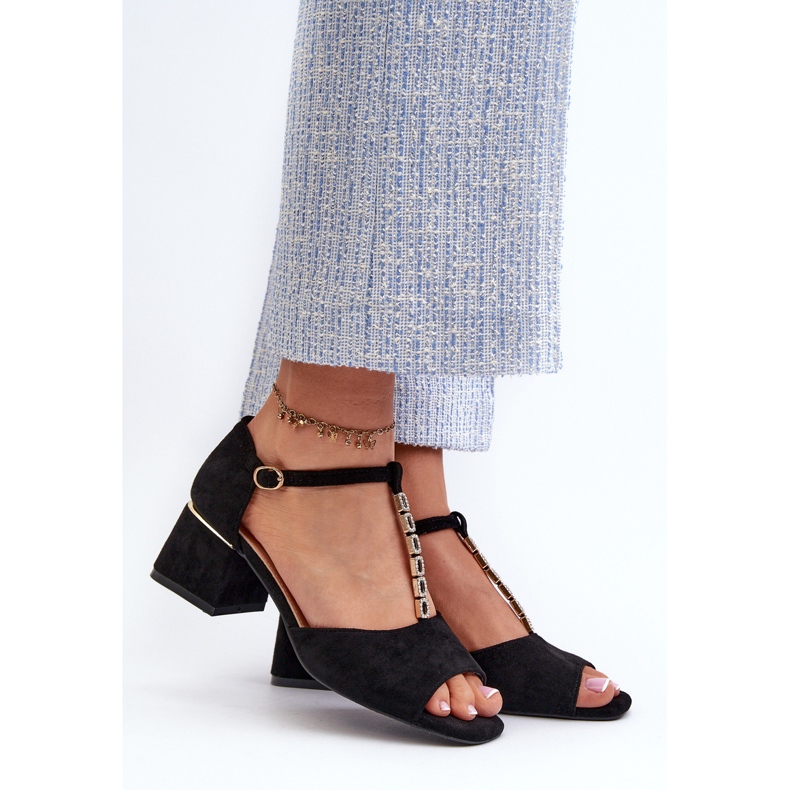 Vinceza Ženske sandale s blok petom i ukrasnim remenom, Eco Suede, crna Obivena 2
