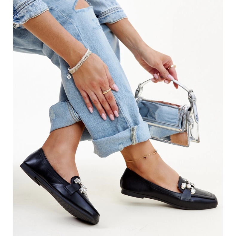 Crne mokasine s cirkon Mali kopčom crna 1