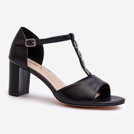 Ženske sandale na visoku petu s ukrasnim remenom, eko koža, crna Triavera 1