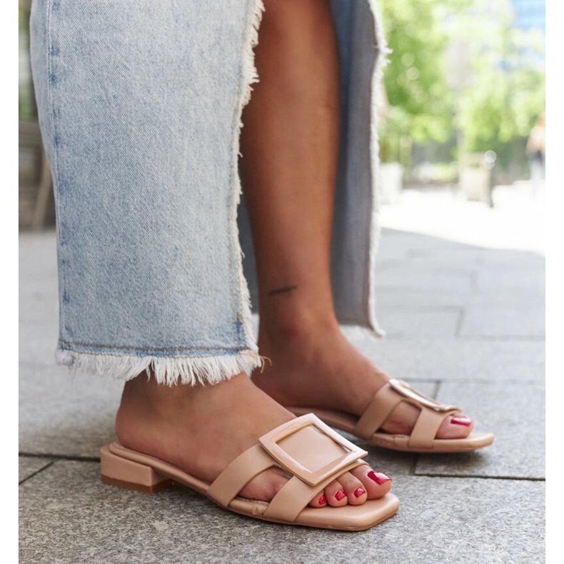 Wilia japanke bež boje s kožnim umetkom 1