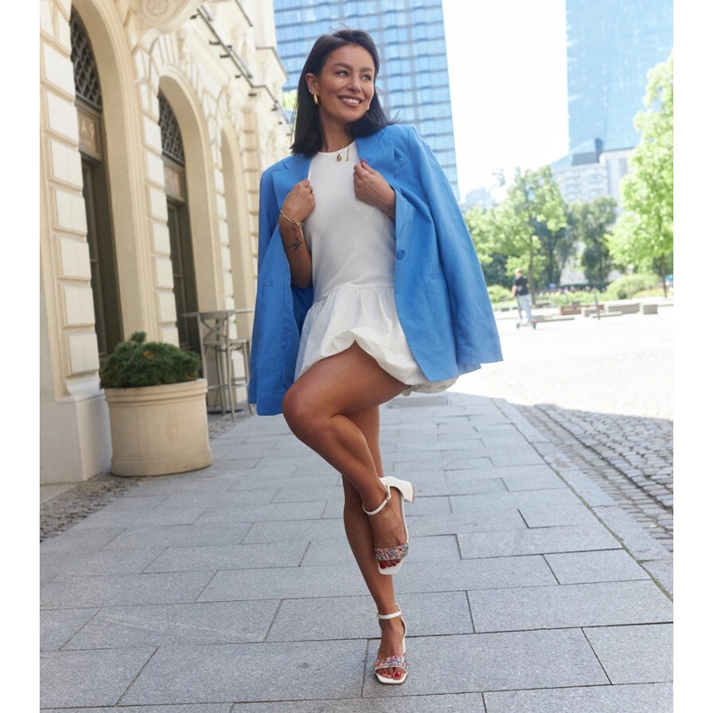 Sandale na visoku petu sa šarenim Ghuson kamenjem bijela 1