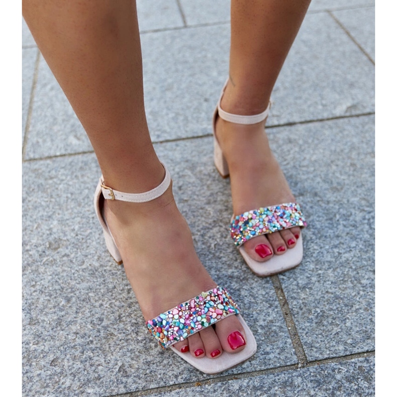 Sandale na visoku petu sa šarenim Ghuson kamenjem bež 1