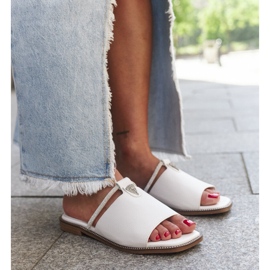 Japanke s Antari kožnim umetkom bijela 1