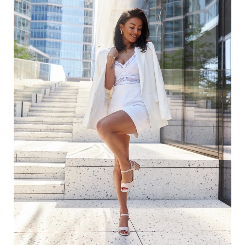 Sandale s kožnim umetkom na visokoj peti bež 1