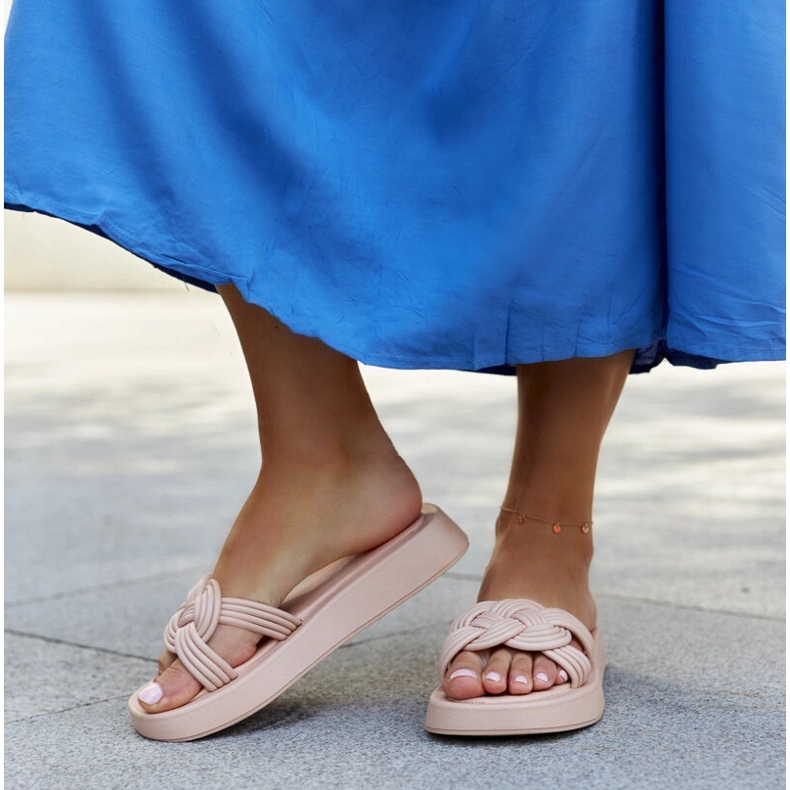 Bež gumene papuče iz Ferreija 2