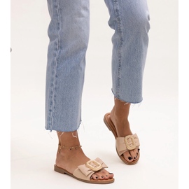 Bež japanke s Limera kopčom 1