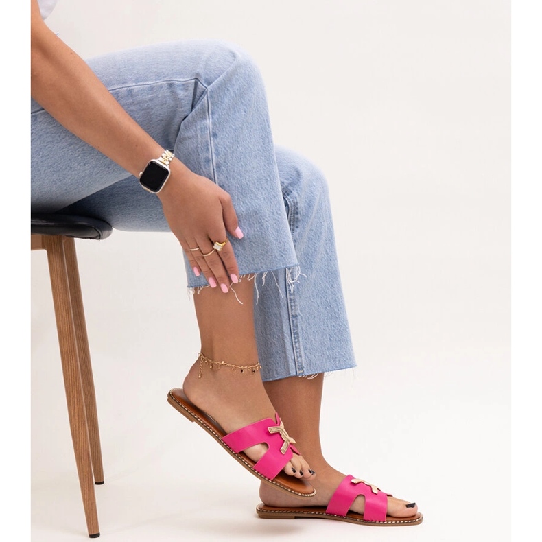 Tamnoružičaste natikače s Razanna kopčom ružičasta 1