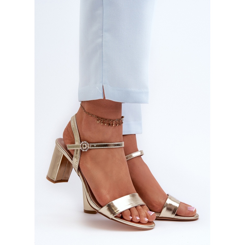 Golden Glindra sandale na visoku petu zlatni 2