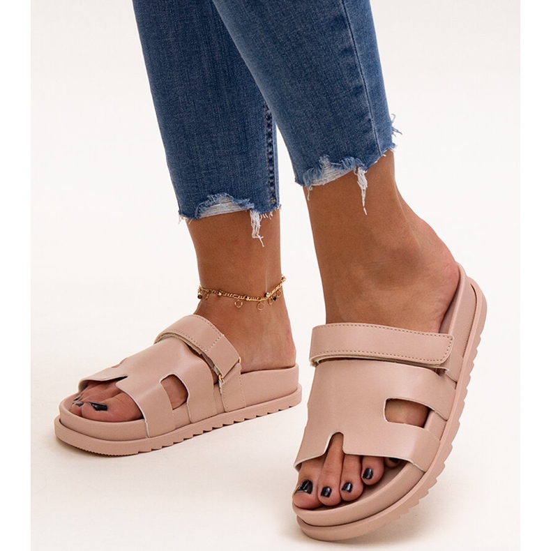 Bež japanke na čičak marke Kassis 1