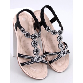 Yvers Crne sandale s ukrasnim cirkonima crna 1