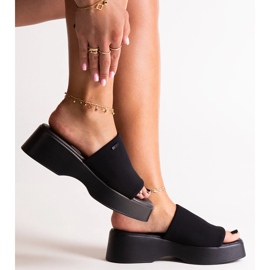 Crne japanke na platformi Big Star NN274021 crno 1