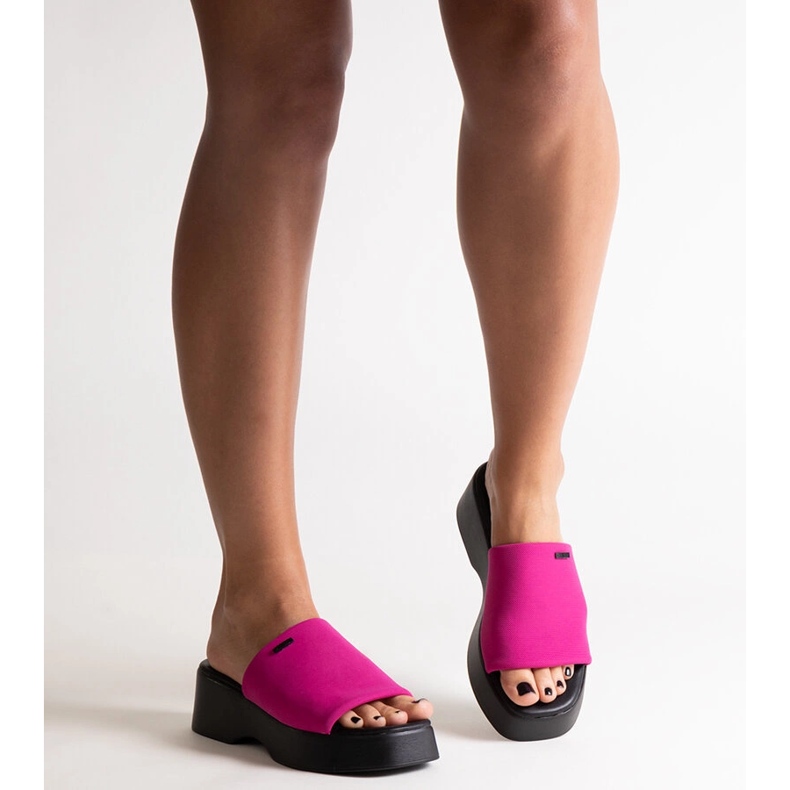 Ružičaste japanke na platformi Big Star NN274026 ružičasta 2