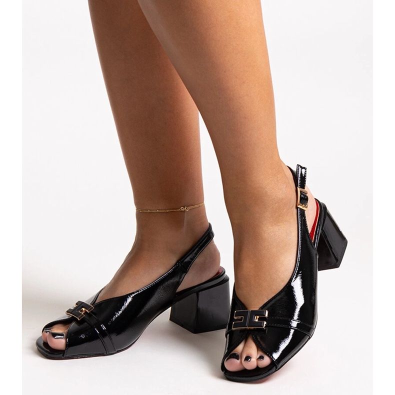 Crne sandale s Totana kožnim uloškom crno 1