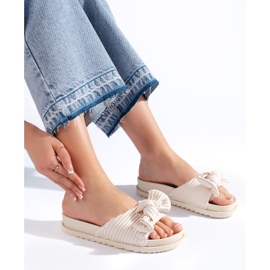 Bež papuče s mašnom 1