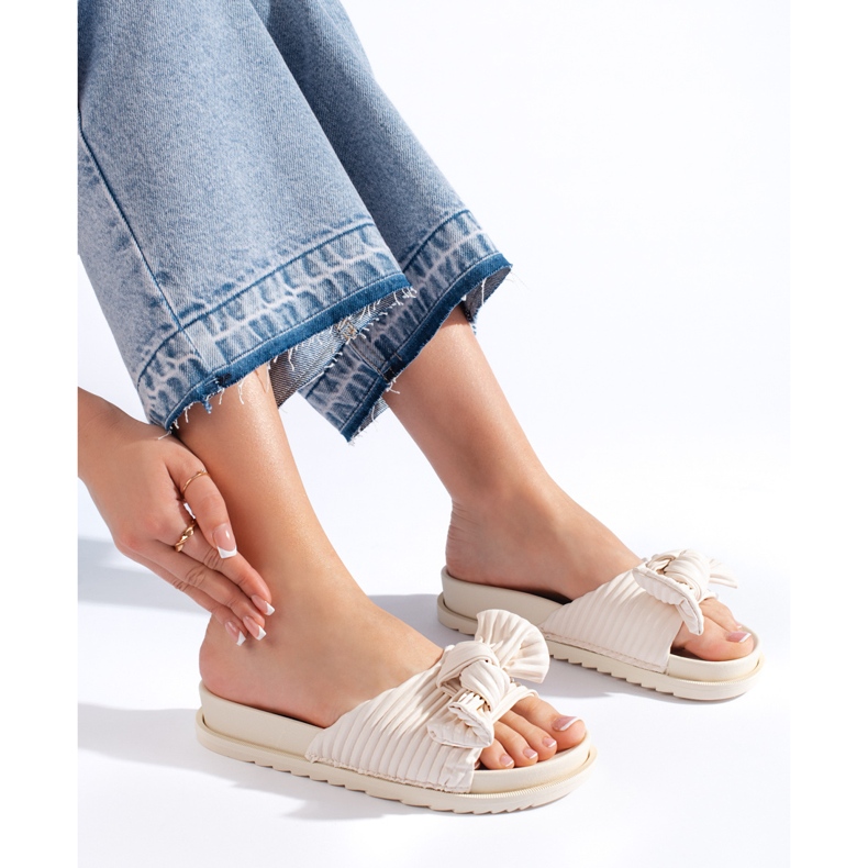 Bež papuče s mašnom 1