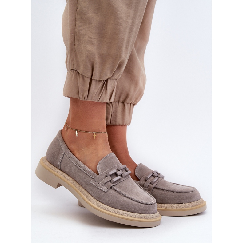 S.Barski Ženske mokasine od brušene kože na ravnu petu s ukrasom D&amp;A TW101 sive siva 1