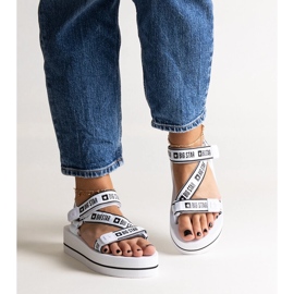 Bijele sandale s platformom Big Star NN274A526 bijela 1