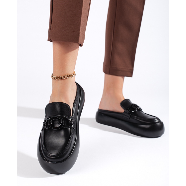 Zatvorene, elegantne crne ženske japanke crna 1