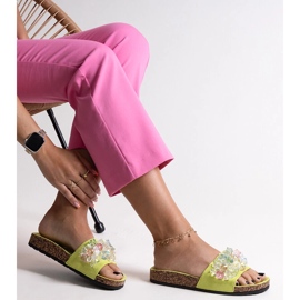 Zelene japanke ukrašene Negištinim kamenčićima zelena 1