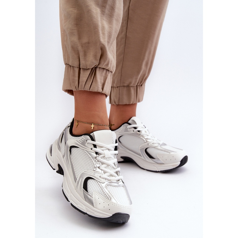 Ženska sportska obuća Tenisice bijela i crna Leranea 2