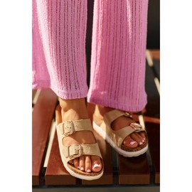 Ženske japanke na platformu s kopčama, bež eko antilop Ursila 1