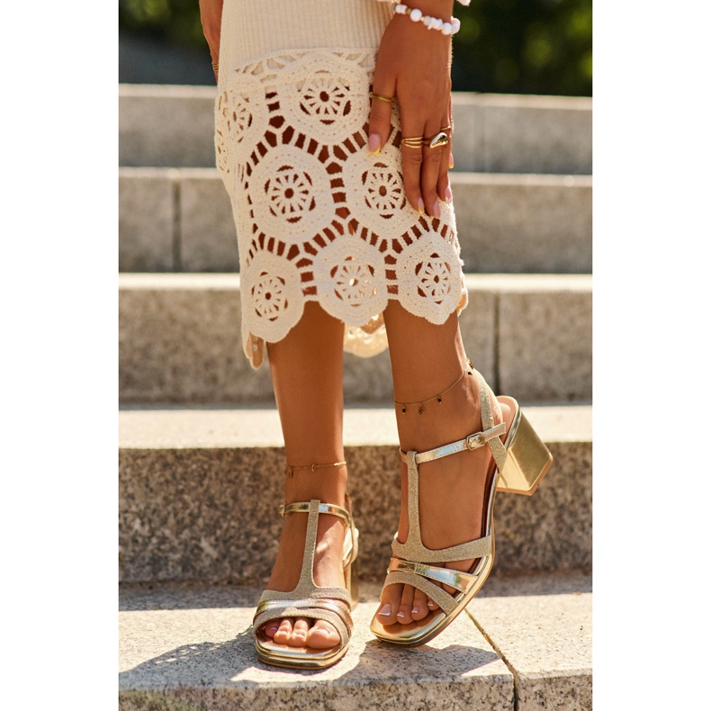 Ženske sandale na visoku petu od eko kože, zlatne boje Lyana zlatni 1