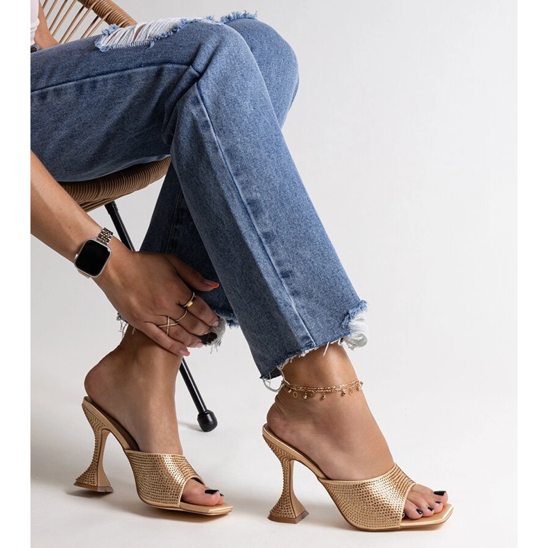 Zlatne japanke na visoku petu s cirkonima iz Genowefe zlatni 1