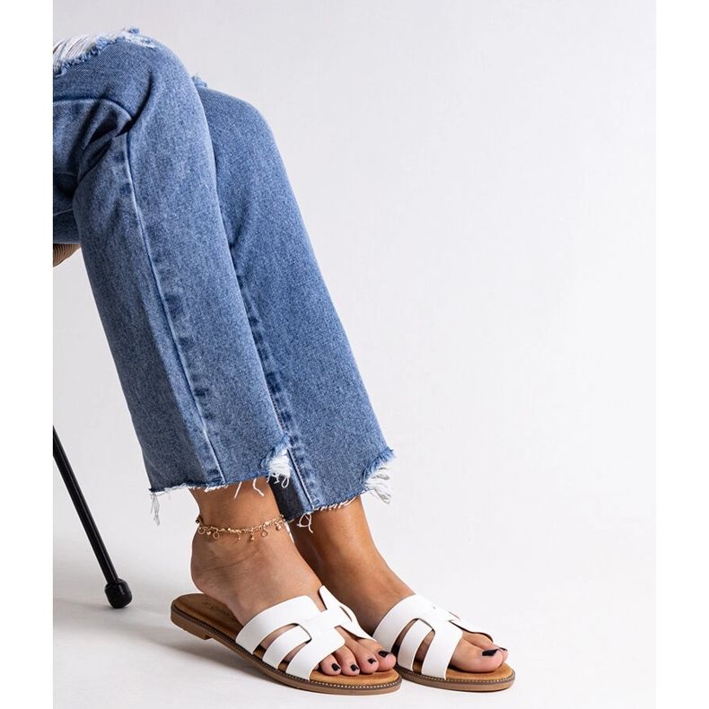 Bijele klasične japanke s Umayma ukrasom bijela 2