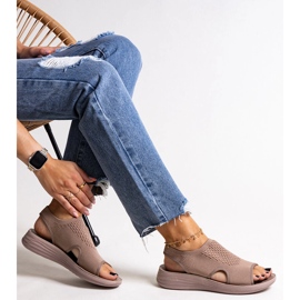 Smeđe sandale s platformom iz Rawie smeđa 1