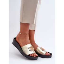 Elegantne, lagane ženske japanke s ukrasom, prirodna koža S.Barski KV27-013, zlatne zlatni 1