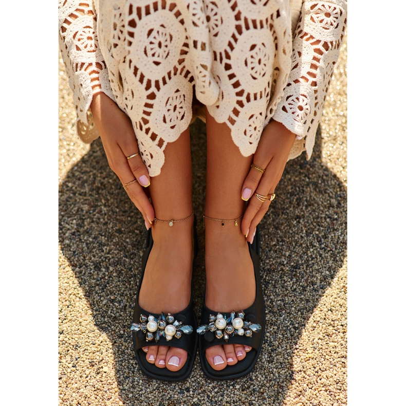 Ženske sandale s ukrasima S.Barski KV27-004 crne crno 1