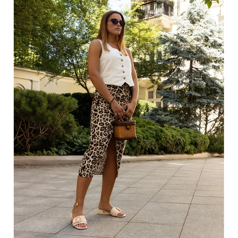 Svijetlo bež papuče s niskom petom iz Cantare 1