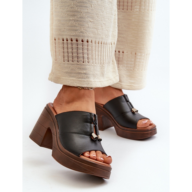 Vinceza Ženske japanke od eko kože sa platformom i blokom crne Dafira crno 1